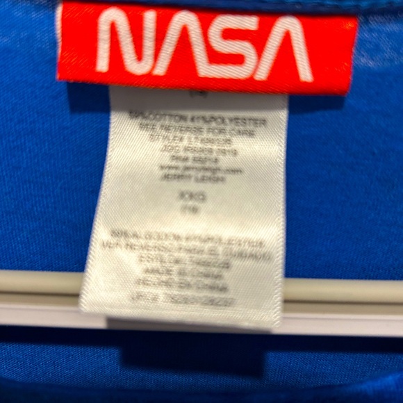 $7 or 2/&10 tshirt sale: NASA Tie Dye Space Shuttle Print Tie Front T-shirt - Picture 3 of 3